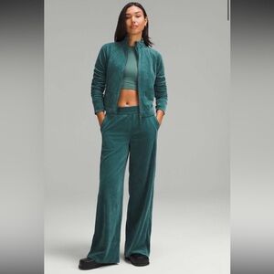 Lululemon 2pc Set Scuba Velvet Jacket Size 6 & Mid-Rise Wide-Leg Pant Size 4